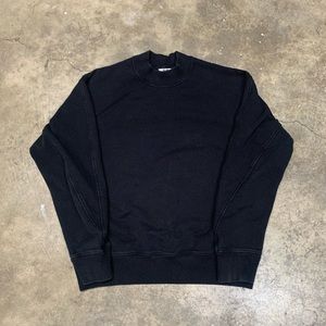 Uniqlo Crewneck